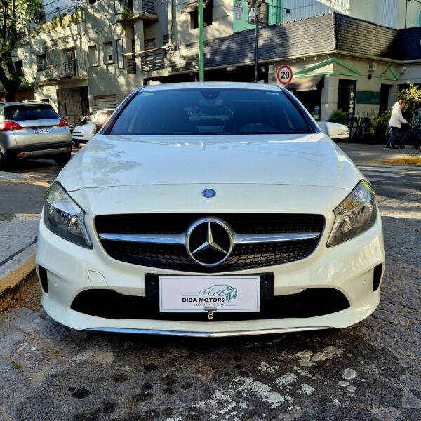Mercedes Benz A200 AT
