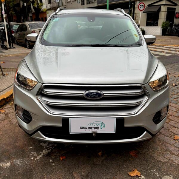 Ford Kuga SEL 2.0